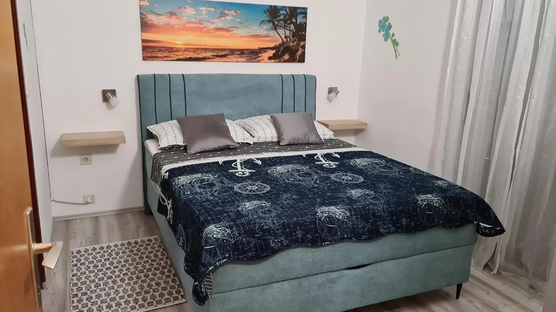 Apartments By The Sea Vir - 21489